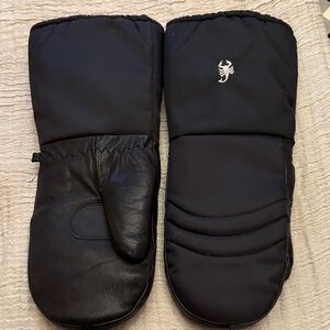Scorpion vintage snowmobile mittens - like new!